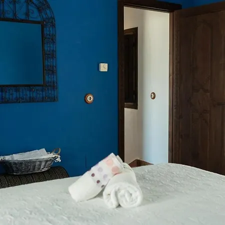 Casa Azul Triana (Andalucia)